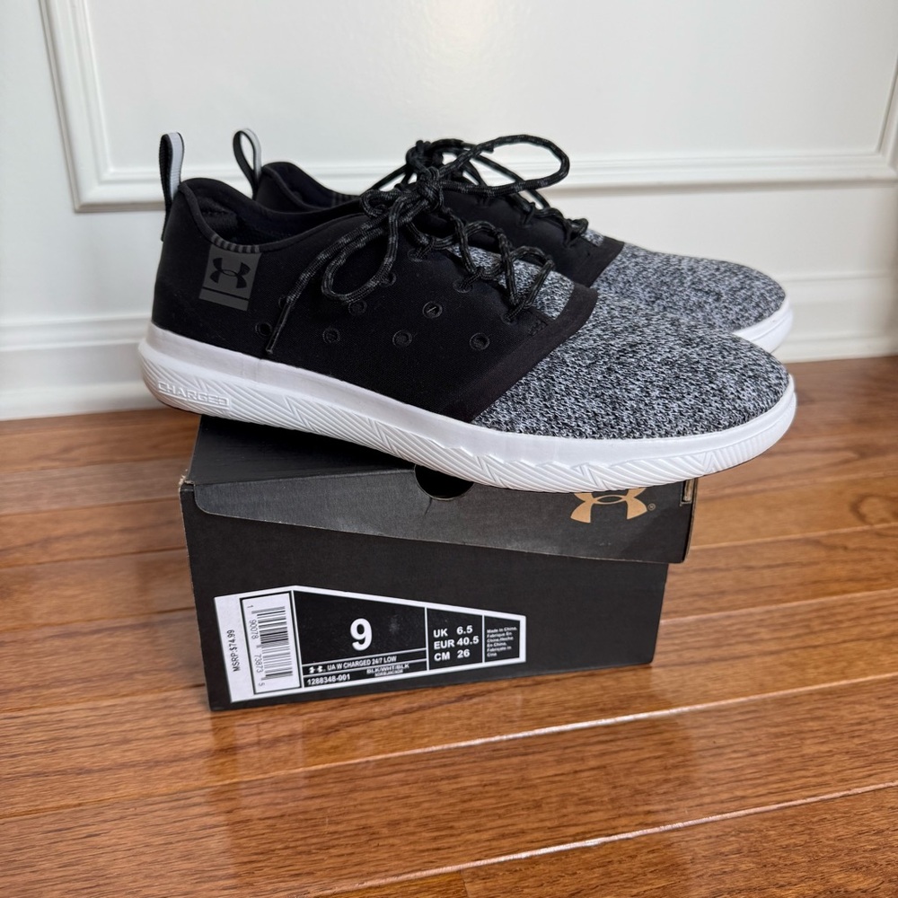 NEW! Under Armour Charged 24/7 Low Sneakers (size 9)